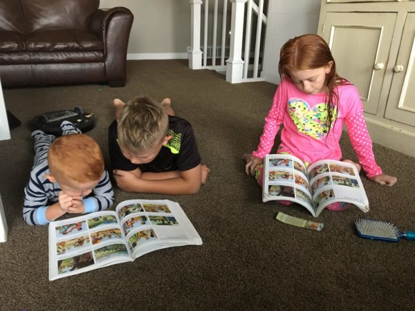 kids reading scriptures thecreativemom